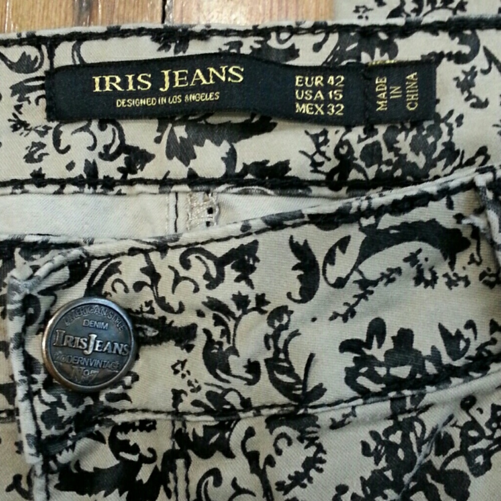 Iris Patterned Jeans - Picture 4 of 6